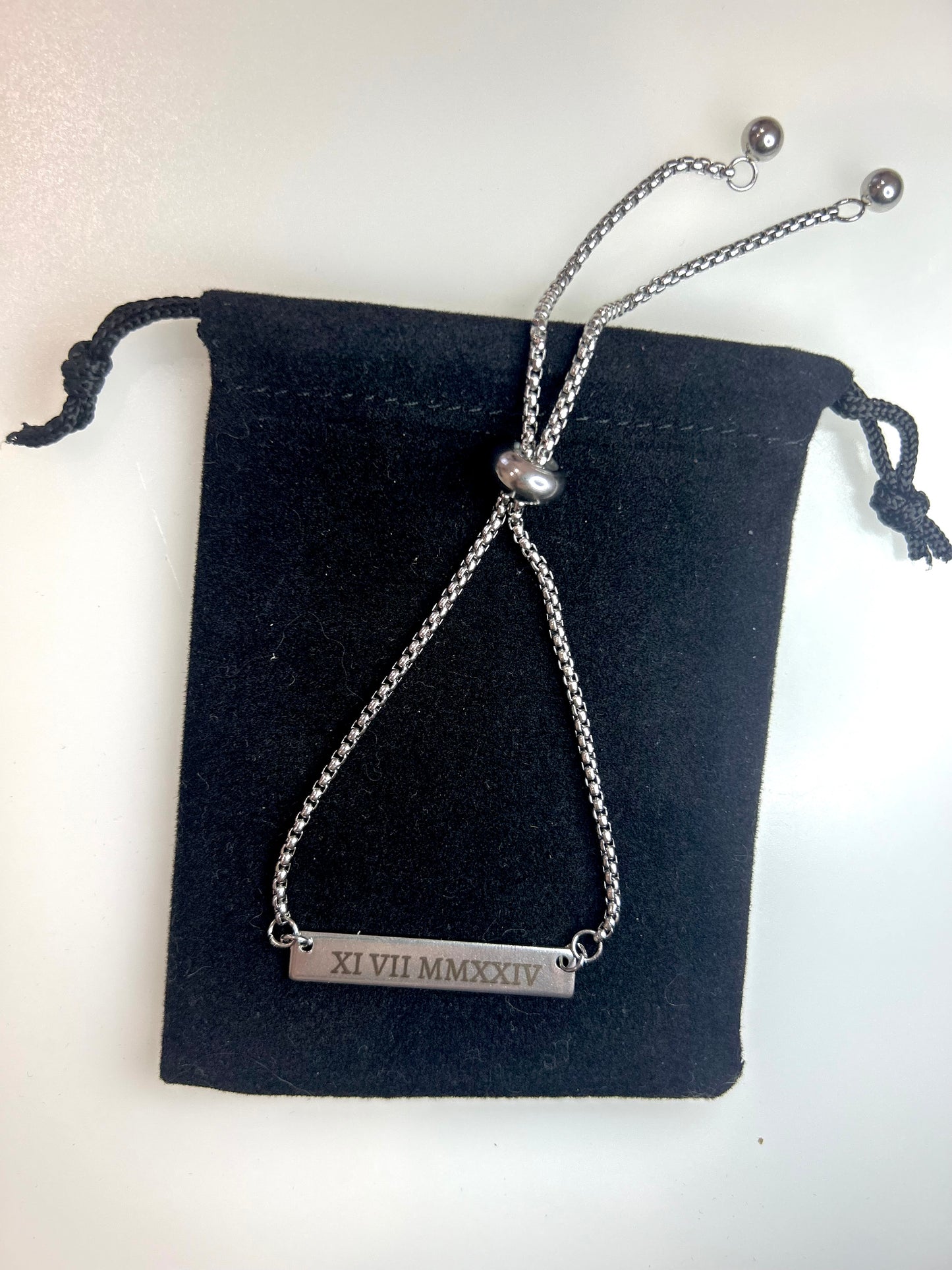 Silver engraved bracelet.
